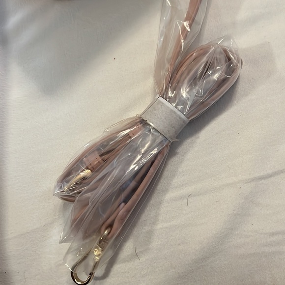 Brand new bag! - Picture 4 of 4